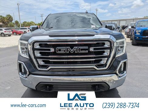 Used 2022 GMC Sierra 1500 SLT w/ SLT Premium Plus Package AWD/4WD image 7