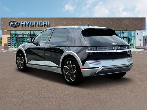 New 2024 Hyundai Ioniq 5 Limited image 5
