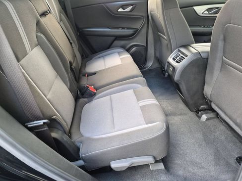 Used 2025 Chevrolet Blazer LT AWD/4WD image 29