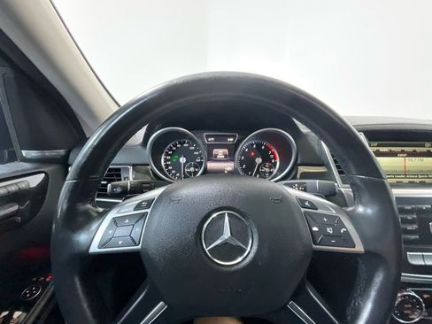 Used 2016 Mercedes-Benz GL 450 4MATIC image 26