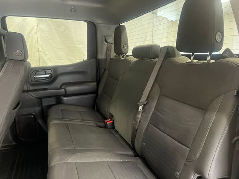 Used 2023 Chevrolet Silverado 1500 Custom AWD/4WD image 32