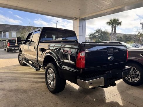 Used 2013 Ford F250 Lariat w/ Lariat Ultimate Pkg image 2