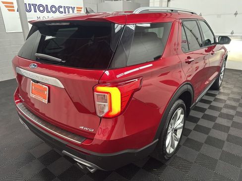Used 2022 Ford Explorer Platinum w/ Equipment Group 601A AWD/4WD image 10