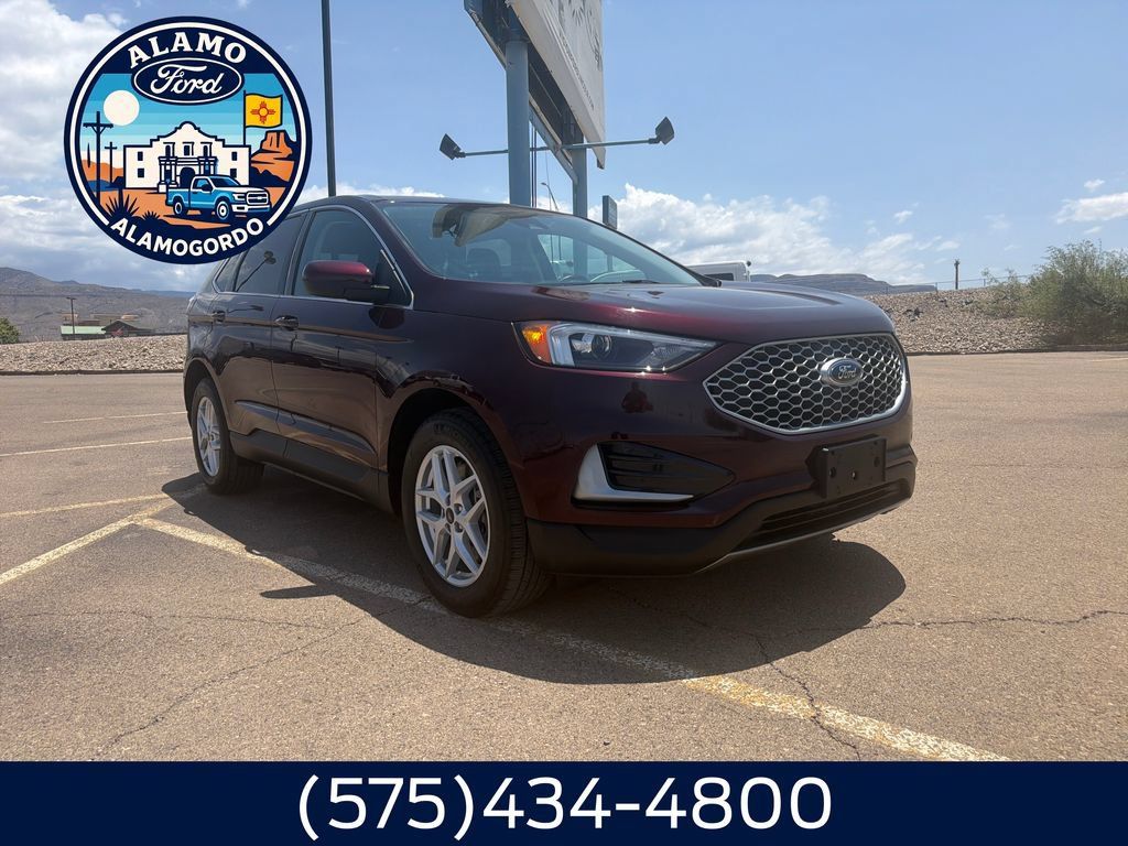 Used 2024 Ford Edge SEL AWD/4WD image 7