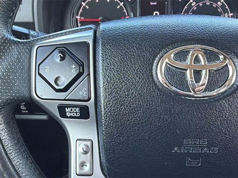 Used 2020 Toyota 4Runner SR5 image 28