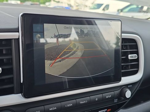 New 2026 Hyundai Venue SEL FWD image 23