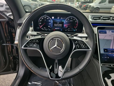 Certified 2025 Mercedes-Benz S 580 4MATIC Sedan image 26