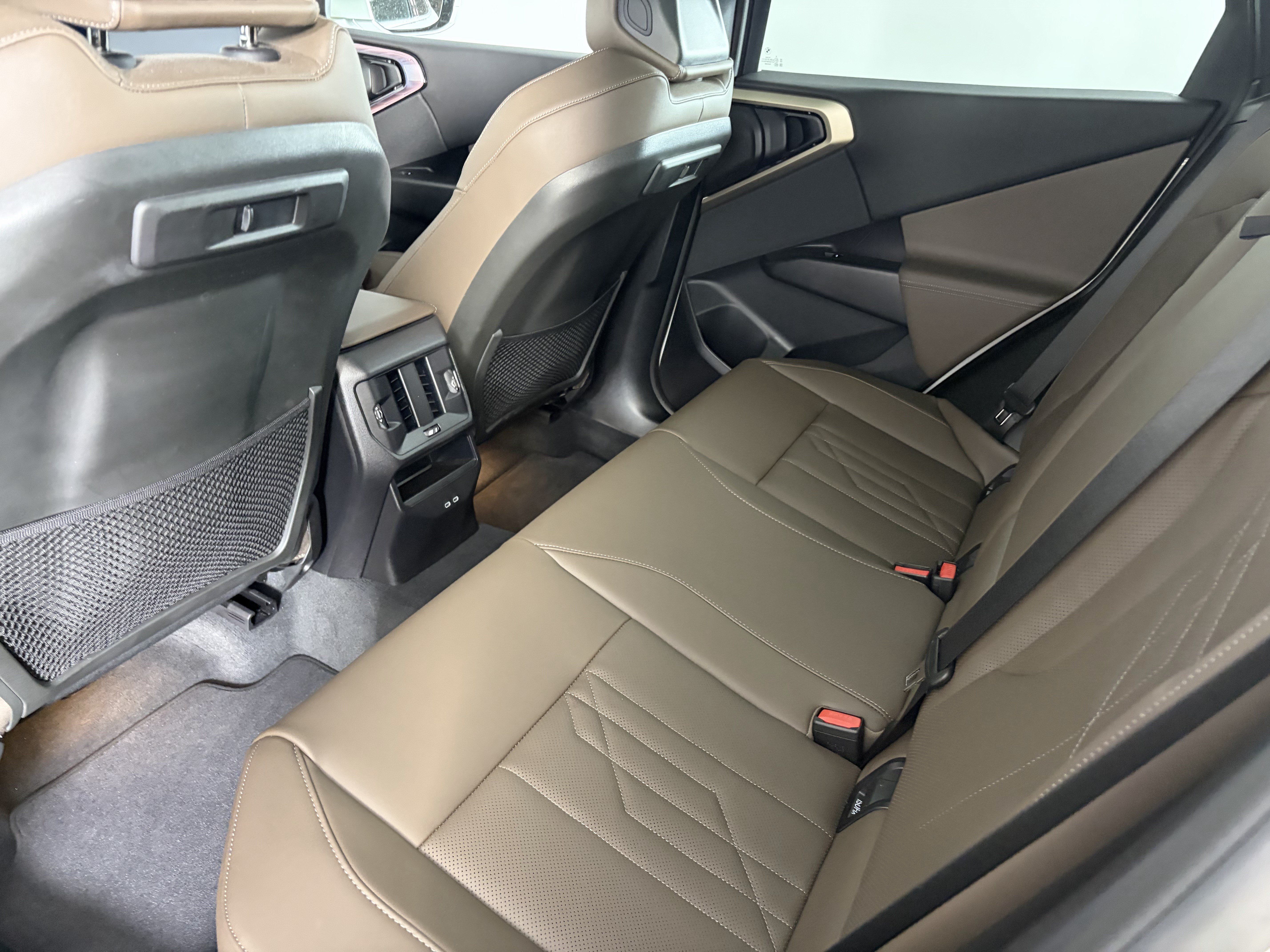 Certified 2025 BMW X3 xDrive30i w/ Convenience Package AWD/4WD image 16