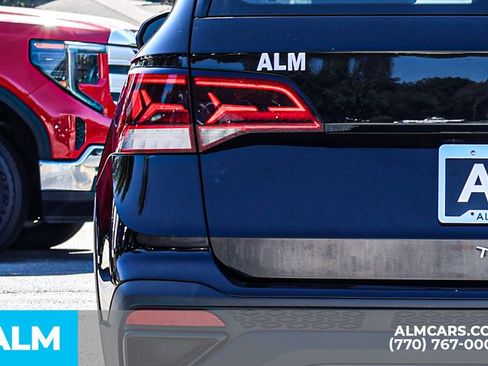 Used 2024 Volkswagen Taos S image 13