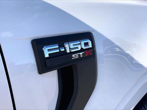 Used 2021 Ford F150 XL w/ STX Appearance Package image 9