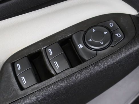 Used 2023 Chevrolet Equinox LS w/ Driver Confidence II Package image 35