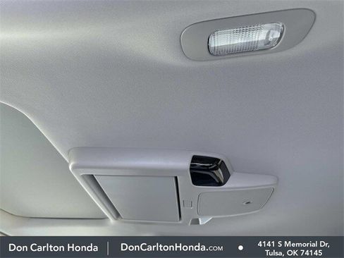 Used 2026 Honda Odyssey Elite image 12