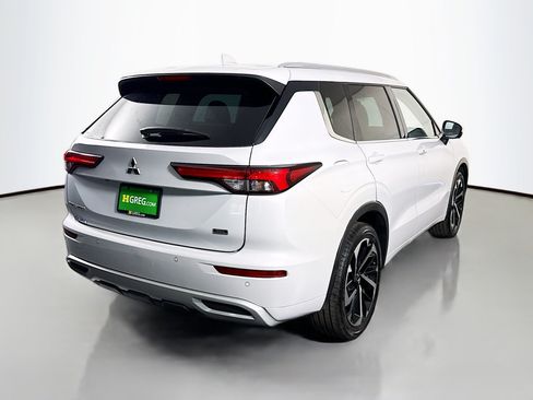 Used 2022 Mitsubishi Outlander SEL FWD image 10