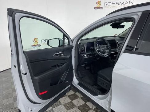 Used 2024 Kia Sportage SX image 18