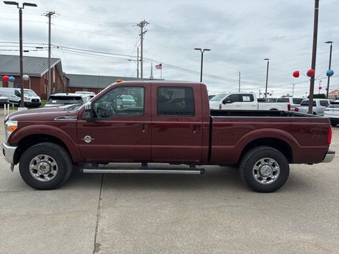 Used 2016 Ford F250 Lariat w/ Chrome Package image 4