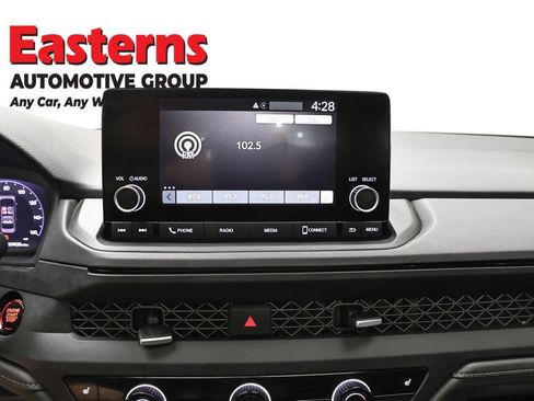 Used 2025 Honda Accord SE image 12