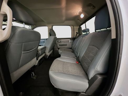 Used 2018 RAM 1500 Big Horn image 28