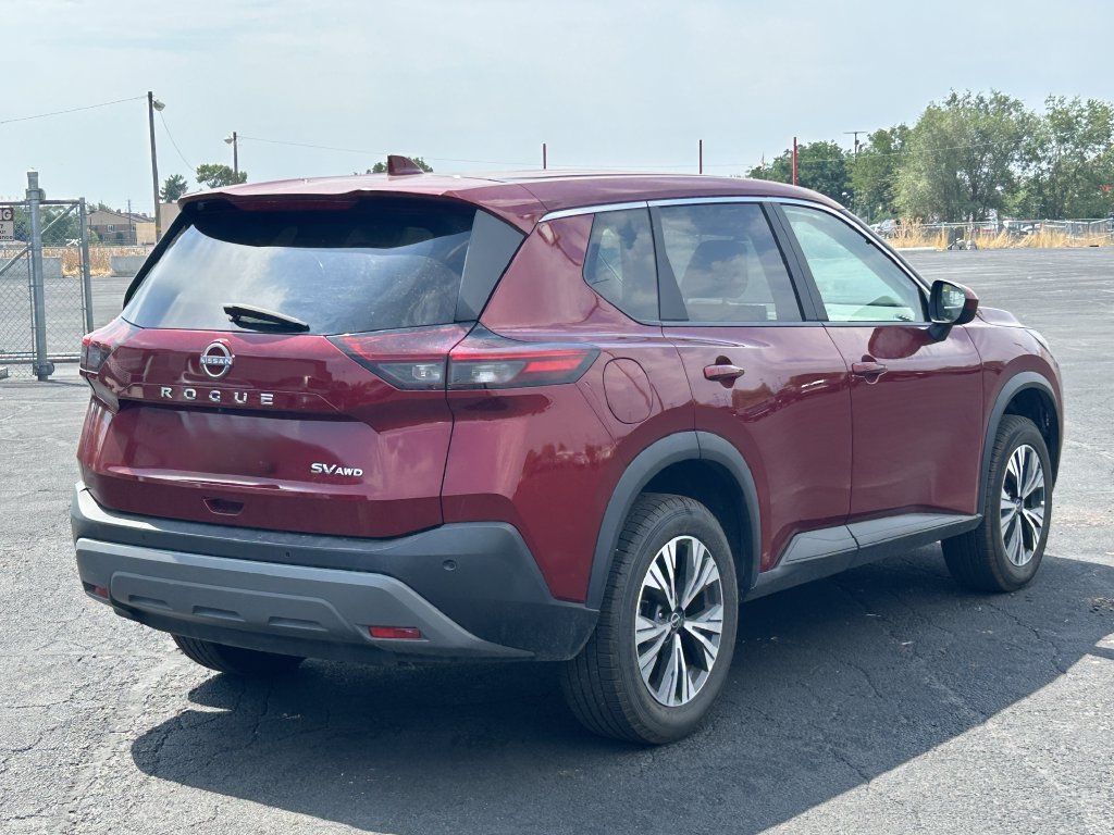 Used 2023 Nissan Rogue SV AWD/4WD image 3