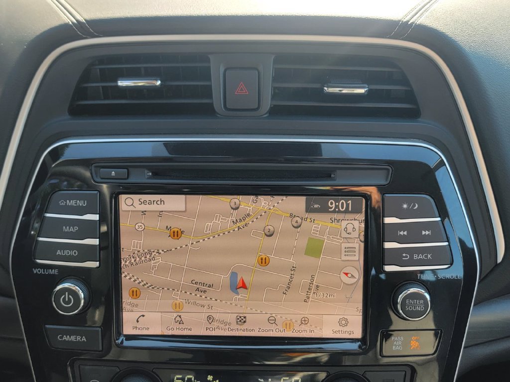 Used 2023 Nissan Maxima Platinum w/ Sport Mat Group FWD image 24