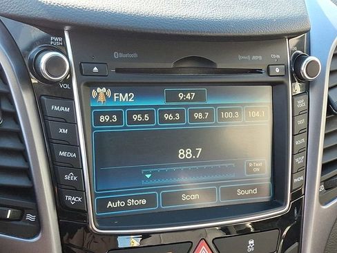 Used 2013 Hyundai Elantra GT w/ Style Pkg image 17