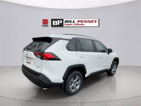 New 2025 Toyota RAV4 XLE image 5