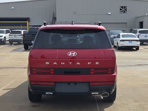 Used 2025 Hyundai Santa Fe SEL FWD image 5