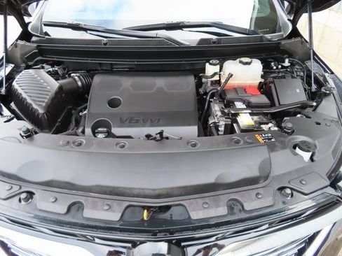 Used 2023 Buick Enclave Essence w/ LPO, Floor Liner Package image 24