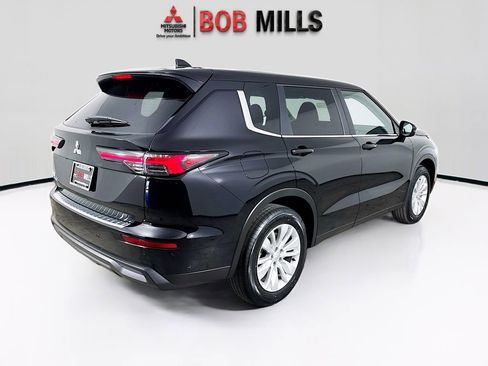 New 2026 Mitsubishi Outlander ES FWD image 7