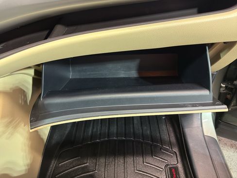 Used 2014 Toyota Highlander Plus image 23