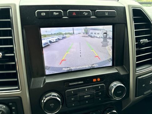 Used 2020 Ford F350 Lariat w/ FX4 Off-Road Package AWD/4WD image 21