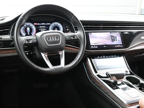 Used 2019 Audi Q8 Prestige AWD/4WD image 7