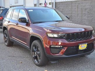 New 2025 Jeep Grand Cherokee Limited w/ Black Appearance Package video 2