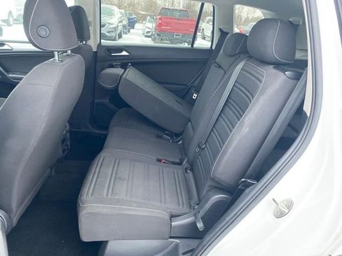 Used 2024 Volkswagen Tiguan S image 18