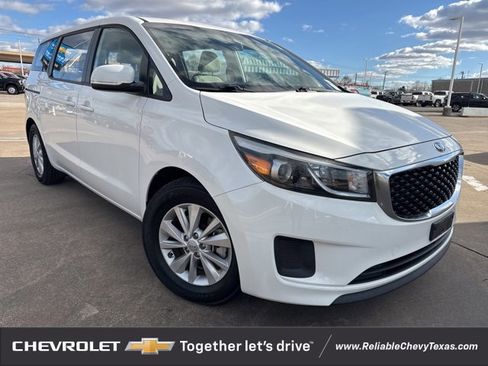 Used 2018 Kia Sedona L image 1