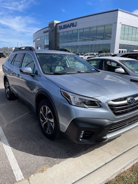 Used 2021 Subaru Outback Limited w/ Popular Package #2 AWD/4WD image 2