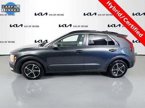 Used 2023 Kia Niro EX image 5