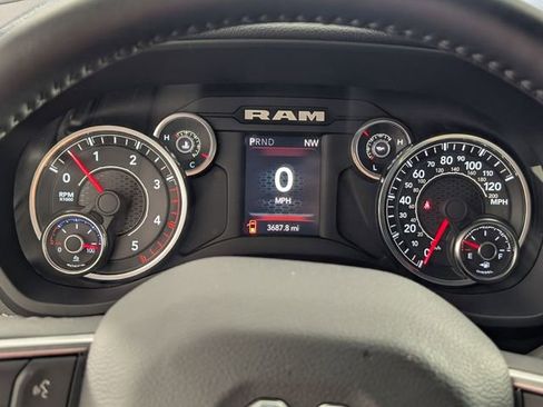 Used 2024 RAM 3500 Big Horn w/ Night Edition AWD/4WD image 17