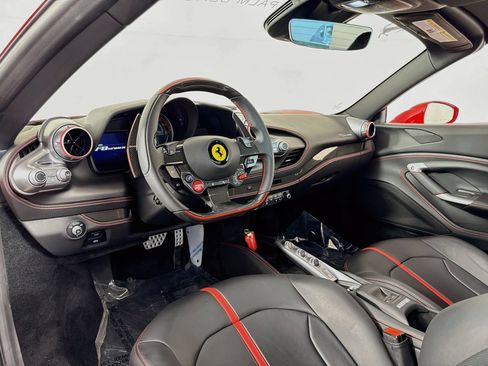 Certified 2022 Ferrari F8 Tributo RWD image 19