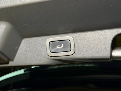 Used 2015 Land Rover Range Rover Sport Supercharged AWD/4WD image 10