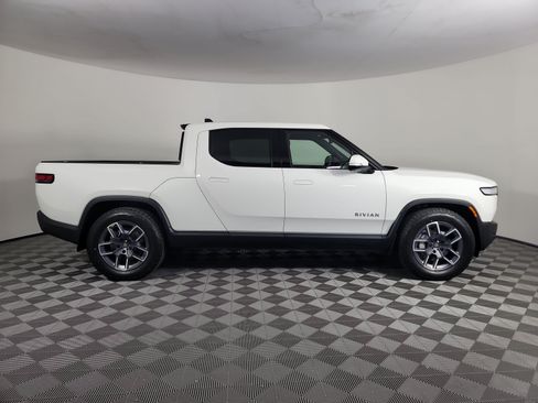 Used 2023 Rivian R1T Adventure AWD/4WD image 6