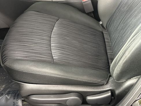 Used 2019 Nissan Sentra SV image 16
