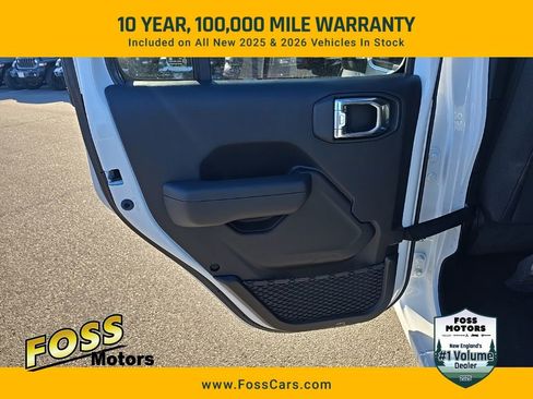 New 2026 Jeep Gladiator Sport image 15