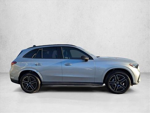 New 2025 Mercedes-Benz GLC 300 4MATIC image 3