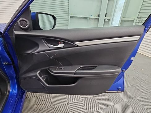 Used 2019 Honda Civic Sport image 36