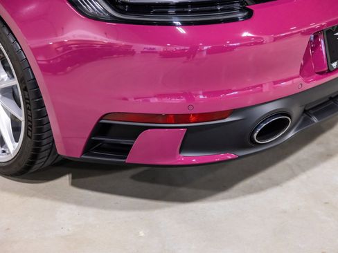 Used 2023 Porsche 911 Carrera w/ Premium Package RWD image 16