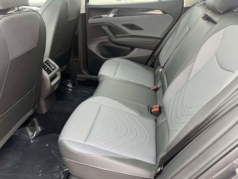 New 2026 Volkswagen Tiguan SE AWD/4WD image 8