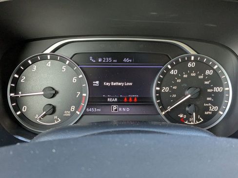 Used 2024 Nissan Frontier SV w/ SV Convenience Package image 18