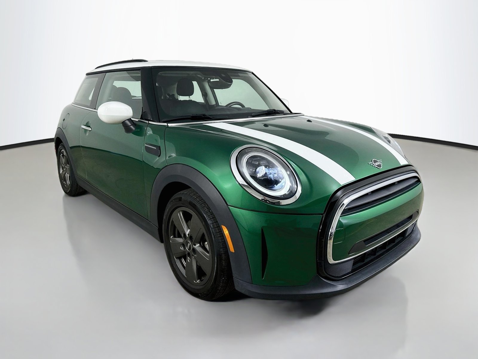 Certified 2023 MINI Cooper 2-Door Hardtop FWD image 3