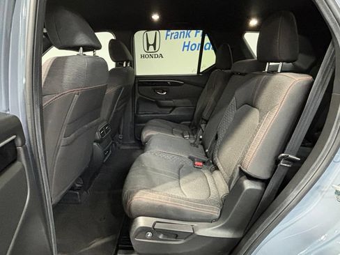 Certified 2025 Honda Pilot Sport image 25
