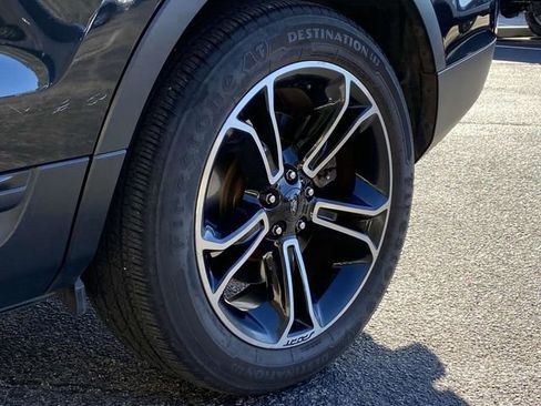 Used 2014 Ford Explorer Sport w/ Equipment Group 401A image 11